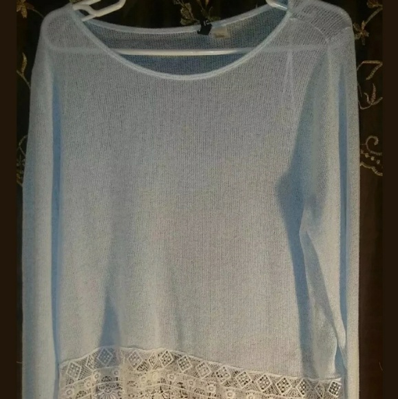 H&M Divided Sweater Size L - Picture 1 of 6